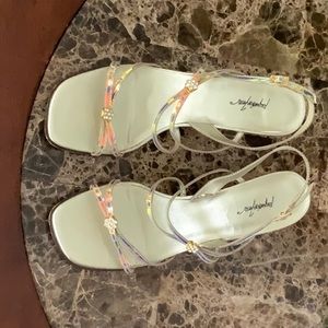 Jacqueline Ferrar sandals with 2-1/2 heels